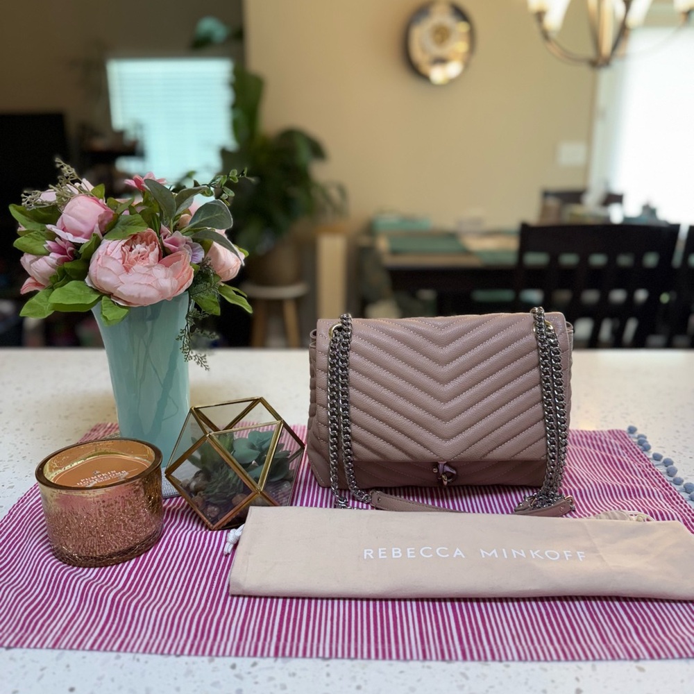 Rebecca Minkoff Edie Flap Shoulder Bag in Dusty Pink